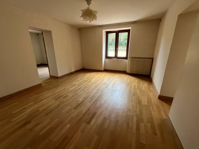 Maison location à Bellac, Montrol-sénard