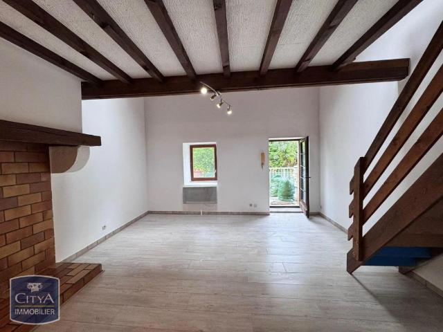 Maison location à Noblens, Villereversure