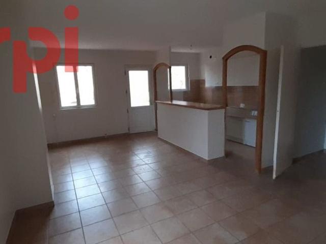 Maison location à Saint-Laurent-sous-Coiron, Ardèche