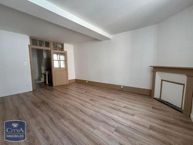 Maison location à Riom, Maringues