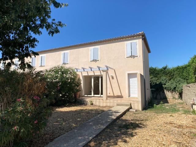 Maison location à Nîmes, Saint-laurent-d'aigouze