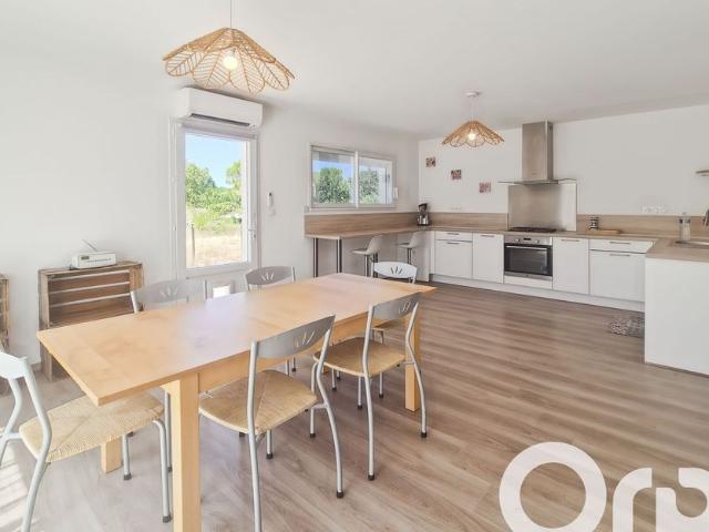 Maison location à Nîmes, Issirac