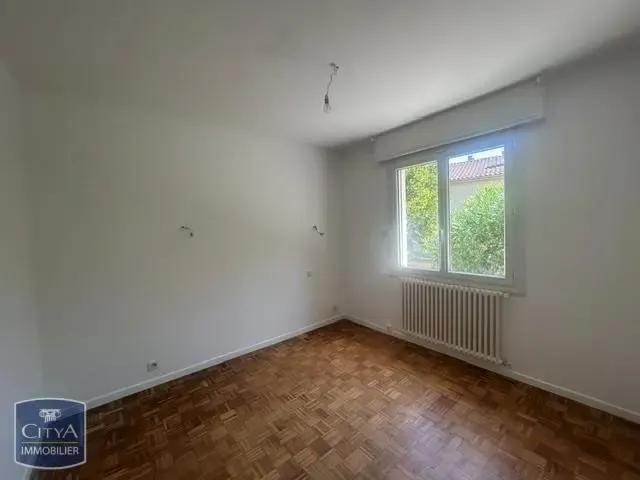 Maison location à Villeneuve-de-Rivière, Haute-Garonne