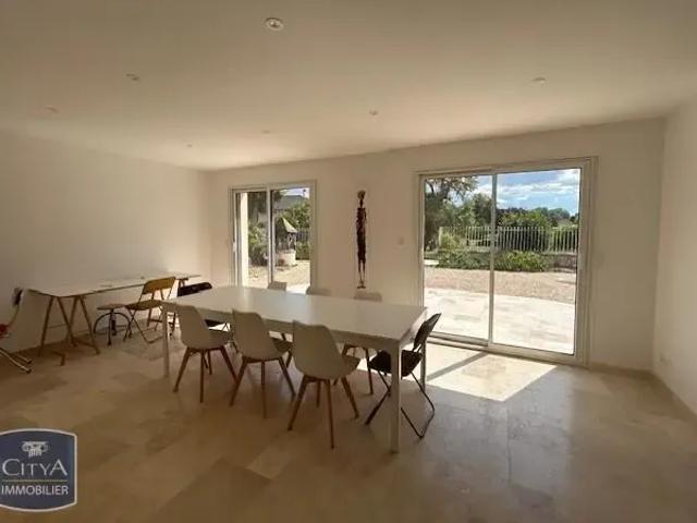 Maison location à Fontaines, Saône-et-Loire