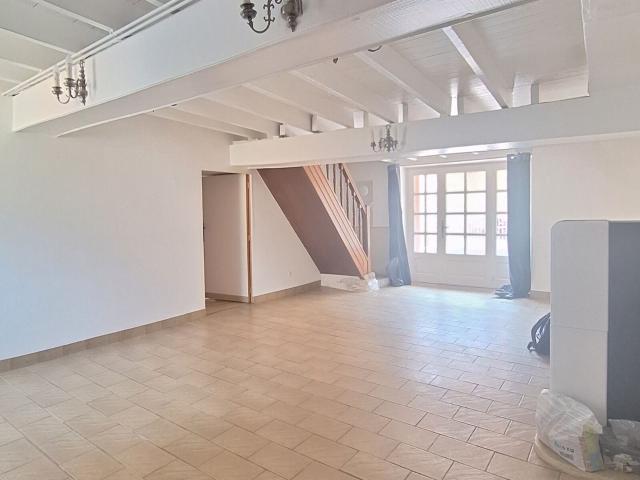 Maison location à Bellac, Razès