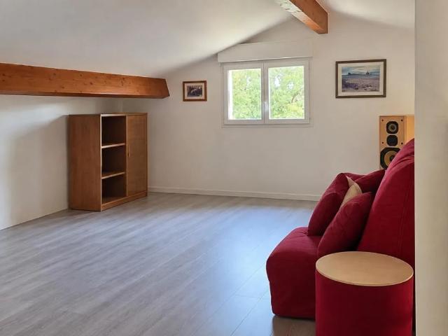 Maison location à Le Coustéla, Gratentour