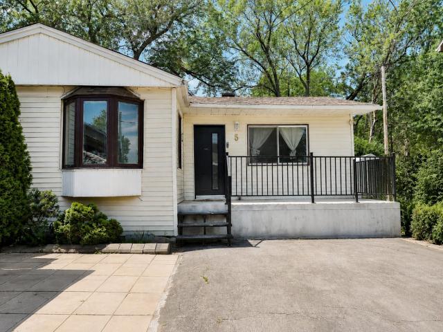 House for rent in Saint-françois, Quebec