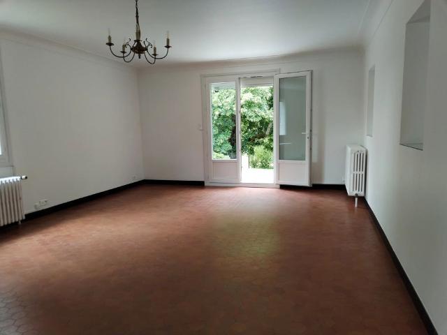 Maison location à Le Bourg, Amilly