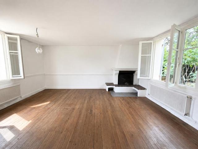 Maison location à Au Bourg de Saint-Pierre, Gontaud-de-Nogaret