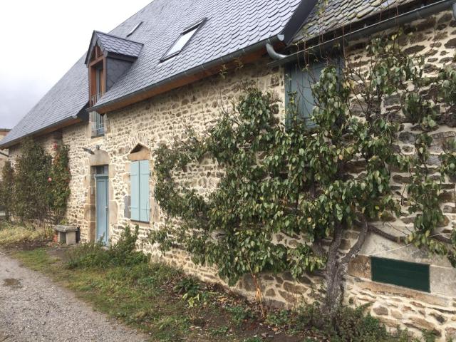 Maison location à Riom, Savennes