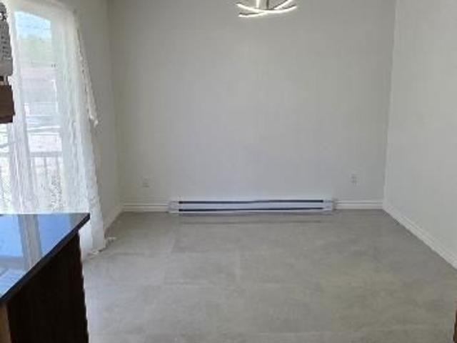 Apartment for rent in Les Moulins, Quebec