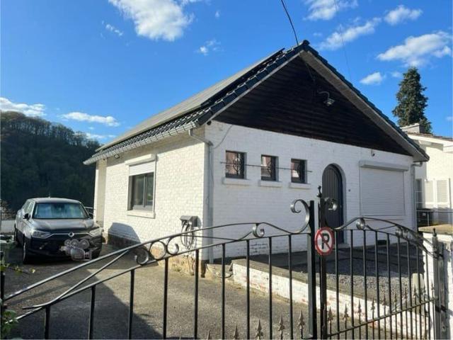 Maison location à Ene, Wallonie