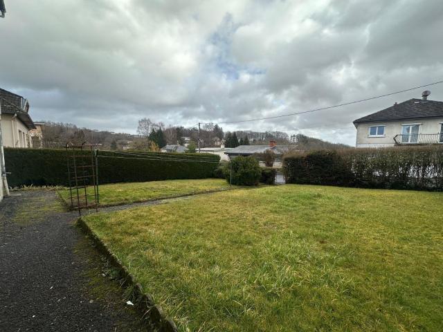 Maison location à Ussel