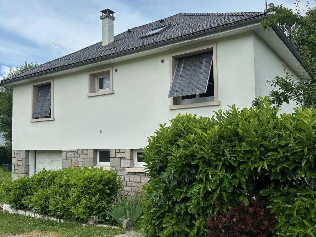 Maison location à Ussel