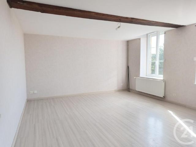 Maison location à Neufchâteau, La Vacheresse-et-la-rouillie