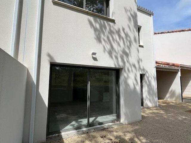 Maison location à France métropolitaine, Saint-vincent-sur-jard