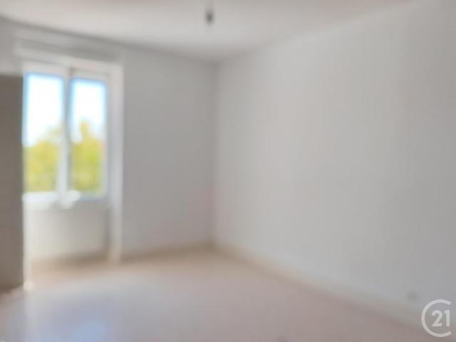 Maison location à Neufchâteau, Vittel