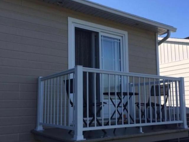 Room for rent in Les Moulins, Quebec