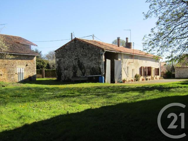 Maison vente à Confolens, Montjean