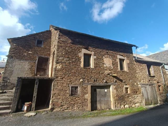 Maison vente à Villefranche-de-Rouergue, Sainte-juliette-sur-viaur