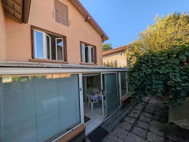 Villa vente à Bourg-en-Bresse, Ain