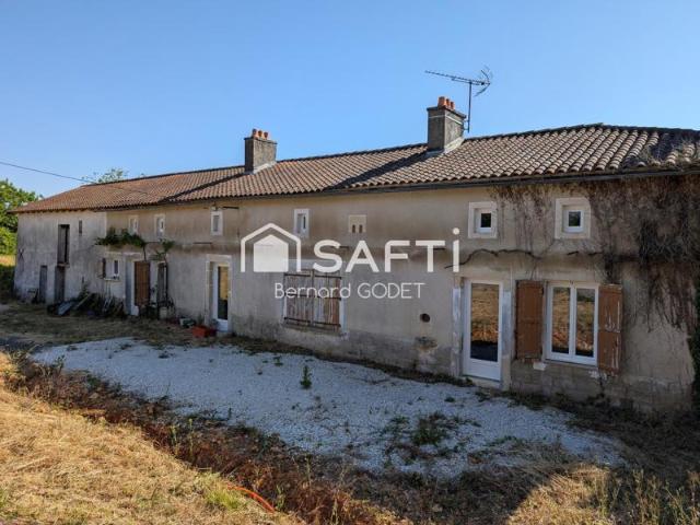 Maison vente à Confolens, Courcôme