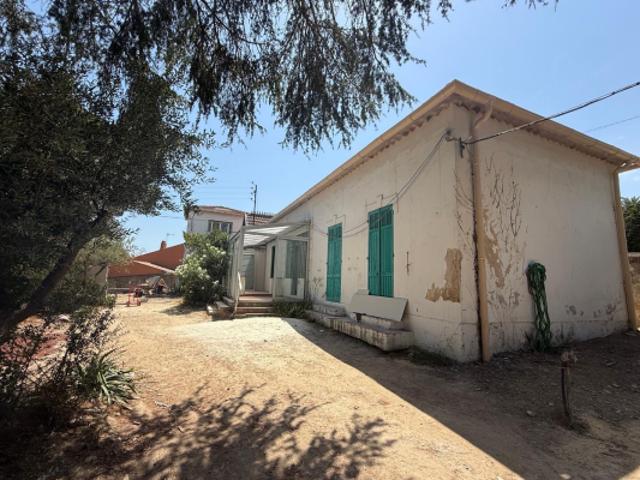 Maison vente à Arrondissement de Toulon, Toulon