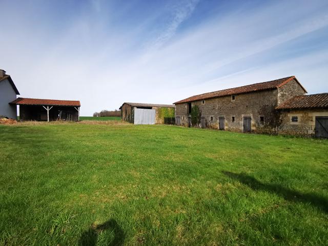 Maison vente à Montmorillon, Blanzay