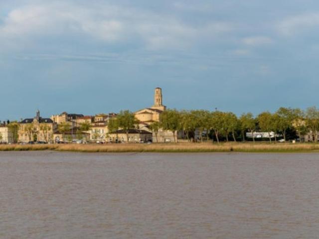 Maison location à Lesparre-Médoc, Saint-estèphe