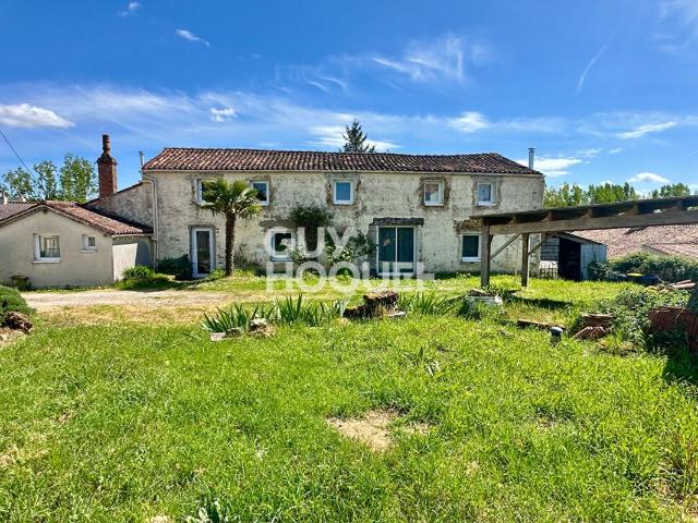 Maison vente à Fontenay-le-Comte, Sérigné