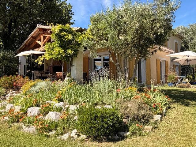 Maison vente à Carpentras, Crestet