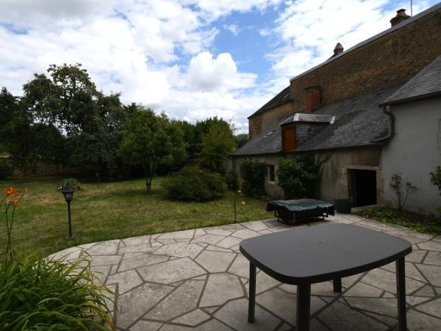 Maison vente à Nevers, Saint-saulge
