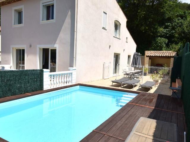 Maison vente à Salernes