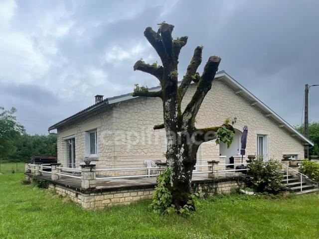 Maison vente à Gourdon, Bétaille