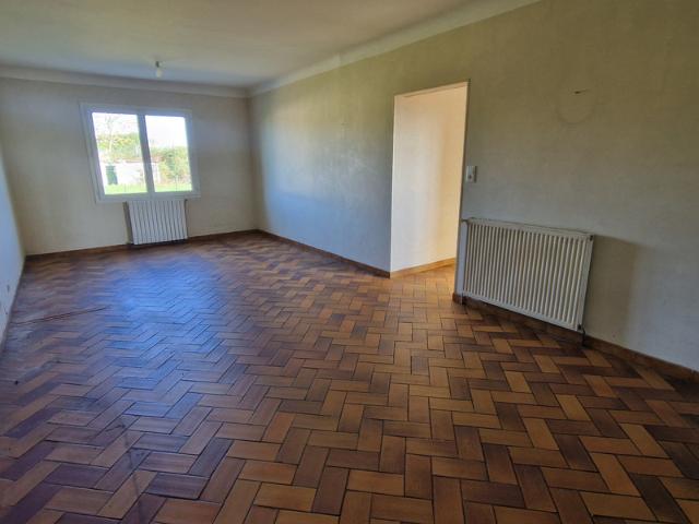Maison vente à Saint-Jean-d'Angély, Les Nouillers