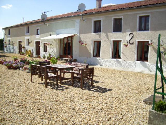 Maison vente à Saint-Jean-d'Angély, Fontaine-chalendray