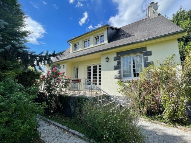 Maison vente à Guingamp, Bretagne