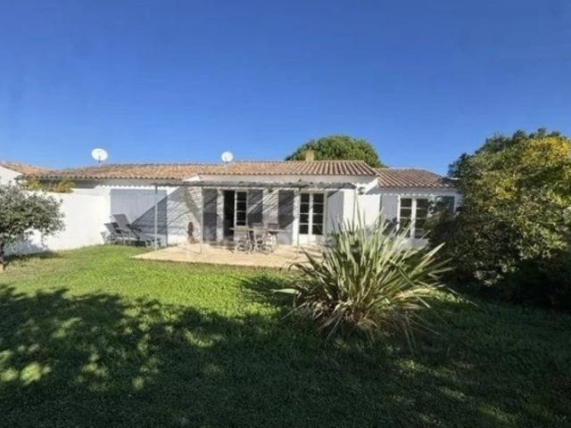 Maison vente à La Rochelle, Loix