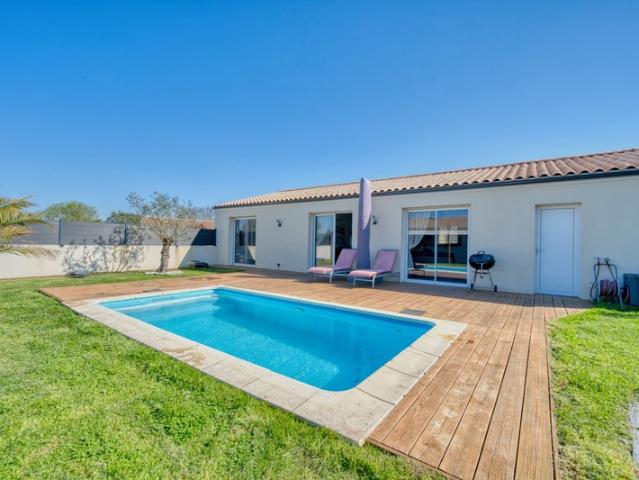 Maison vente à Rochefort, Saint-agnant