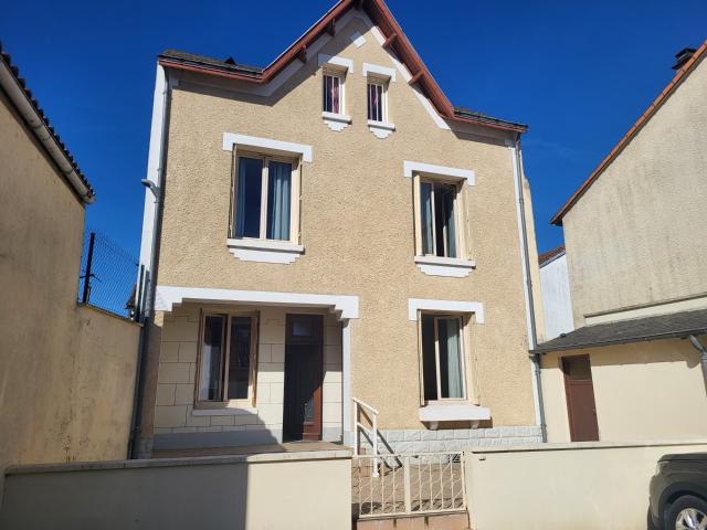 Maison vente à Parthenay, Airvault