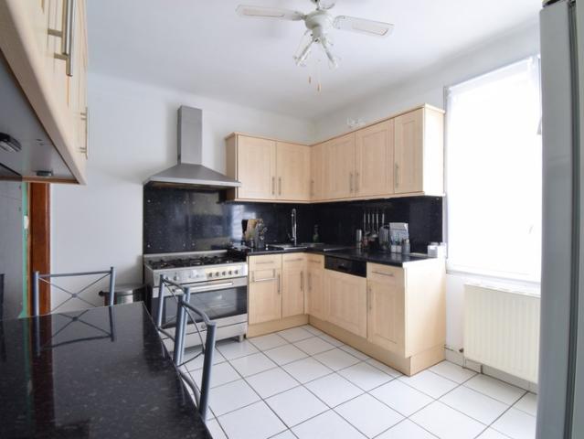 Maison vente à Vitry-le-François, Charmont