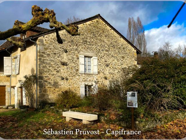 Maison vente à Nontron, Saint-jean-de-côle