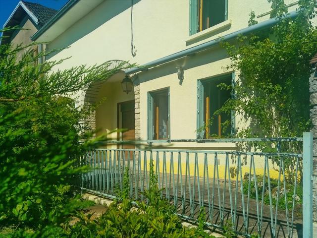 Maison vente à Vesoul, Vezet