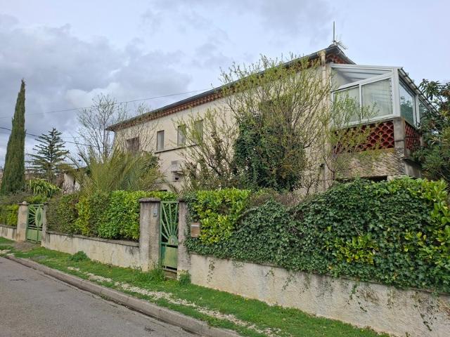 Maison vente à Roquemaure, Gard