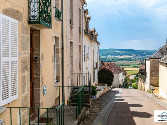 Maison vente à Montbard, Alise-sainte-reine