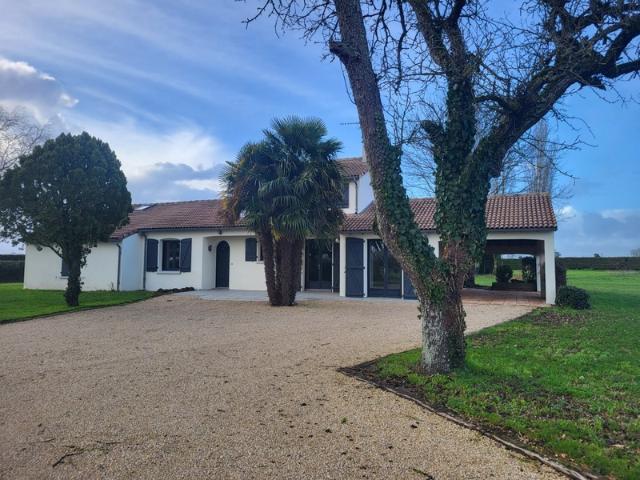 Maison vente à Parthenay, Airvault