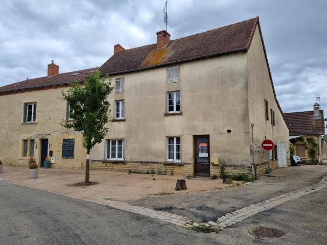 Maison vente à Charolles, Anzy-le-duc
