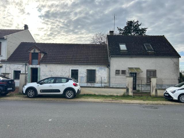 Maison vente à Saint-Amand-Montrond, Bessais-le-fromental
