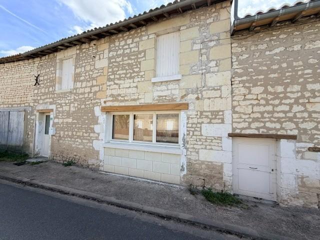 Maison vente à Châtellerault, Beuxes