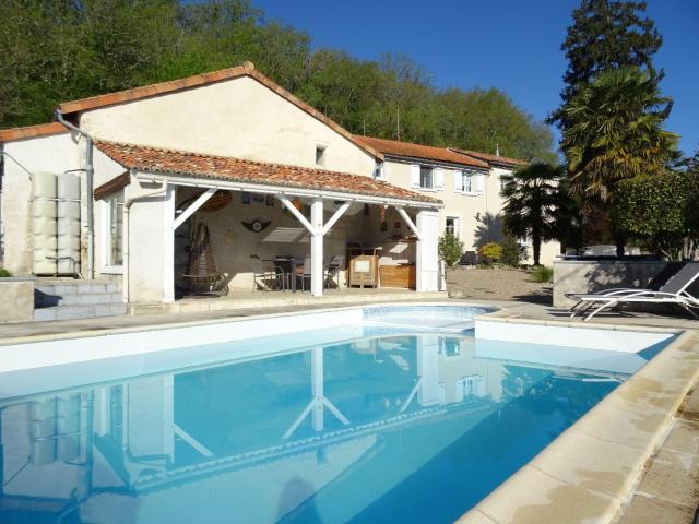 Maison vente à Angoulême, Nouvelle-Aquitaine
